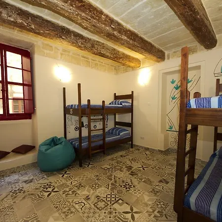 Vallettastay Shared (adults Only) *